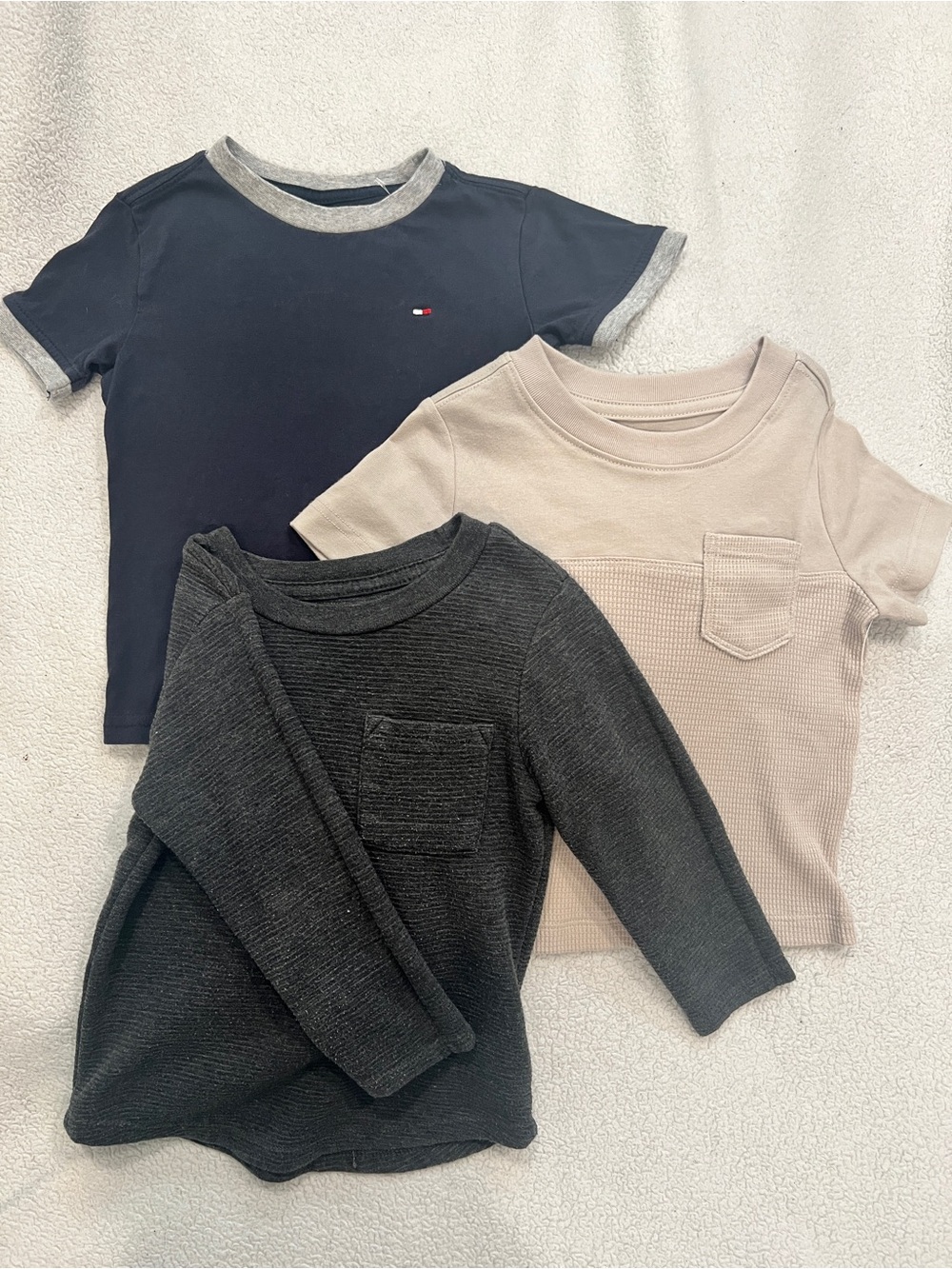 2T Boys Shirt Bundle Tommy Hilfiger + Cat & Jack + Waffle Knit Tops